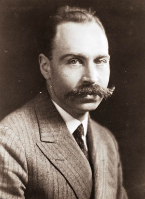 Photograph of Walter Pach